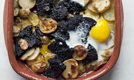 In the black: Nigel Slater's potato and black pudding recipe. Photograph: Jonathan Lovekin for the Observer Black Pudding Recipe, Potato Egg Bake, White Pudding, Offal Recipes, Morning Chores, Welsh Recipes, Blood Sausage, Irish Cuisine, Low Histamine Diet