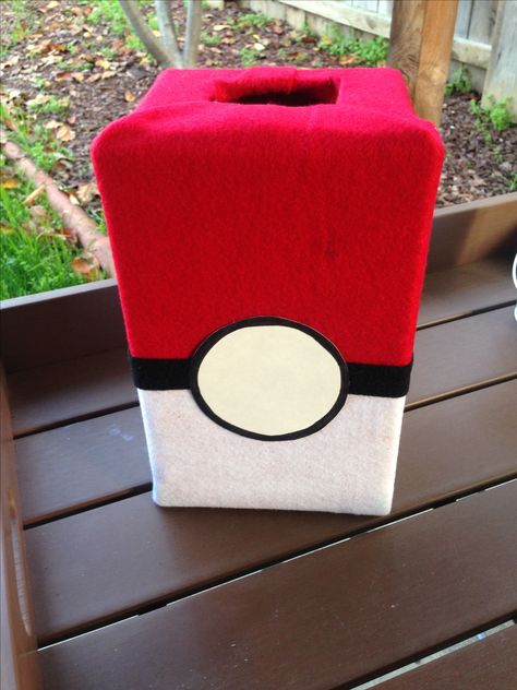 Pokemon Box Valentines Day, Pokeball Diy, Pokemon Valentines Box, Kids Mailbox, 100days Of School Shirt, Valentine Box Ideas, Pokemon Valentine, Valentine Card Box, Valentine Boxes