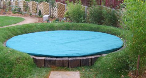 Sunken trampoline Trampoline Ideas, Sunken Trampoline, In Ground Trampoline, Best Trampoline, Backyard Trampoline, Play Garden, Dream Yard, Backyard Playground, Have Inspiration