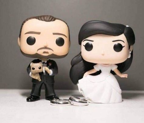 Custom Funko Pop, Custom Funko, Pop Vinyl Figures, Funko Pop Figures, When I Get Married, Animal Cake, Wedding Spring, Pretty Birthday Cakes, Wedding Topper