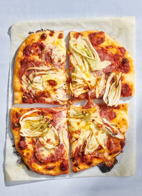 Fresh Fennel, Salami and Chilli Pizza » Dish Magazine Fennel Pizza, Dish Magazine, Salami Recipes, Sliced Salami, New Zealand Food, Lamb Meatballs, Winter Dishes, Tomato Pasta Sauce, Pastry Tart