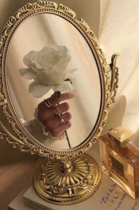 #white #mirror Era Victoria, Royalty Core, Royal Core, Light Academia Aesthetic, Royal Aesthetic, Cream Aesthetic, Gold Aesthetic, Classy Aesthetic, Princess Aesthetic