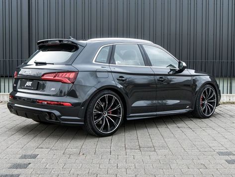 Would You Rock This Widebody 2018 Audi SQ5? | CarBuzz New Audi Car, Bmw Vintage, Audi Sq5, Family Suv, Audi Car, Mens Business Casual Outfits, Moto Car, Audi Rs3, Van Car