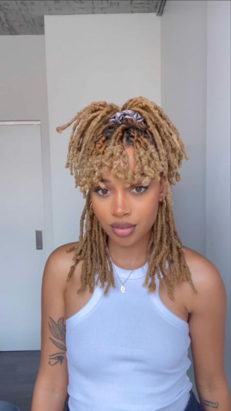 High Dread Ponytail, Dreadlocks Half Up Half Down, Westindieray Locs, Half Up And Half Down Loc Styles, Blonde Locs Hairstyles, Loc With Bangs, Half And Half Locs, Half Up Half Down Dread Styles, Locs Half Up Half Down Styles