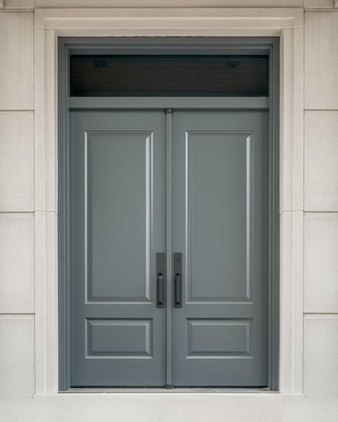 Traditional double front Door made by Arista doors #frontdoor #traditionaldoor ##doubledoor Solid Double Front Doors, Double Door With Transom, Double Door Design Wood, Wooden Double Front Doors, Double Wood Front Doors, Door With Transom, Solid Exterior Door, Single Main Door Designs, Painted Exterior Doors