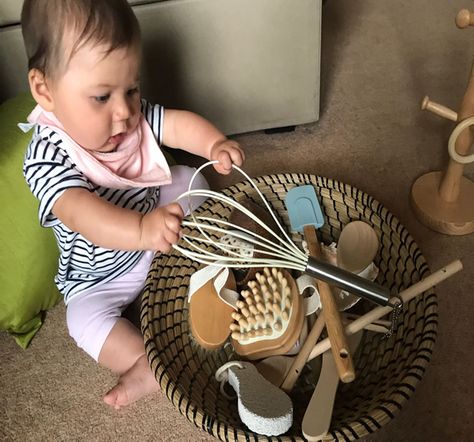 Infant Toddler Provocations, Reggio Emilia Infant Activities, Infant Loose Parts, Loose Parts Play For Babies, Infant Montessori Classroom, Loose Parts For Infants, Loose Parts Play Toddlers, Provocations For Toddlers, Loose Parts Toddlers