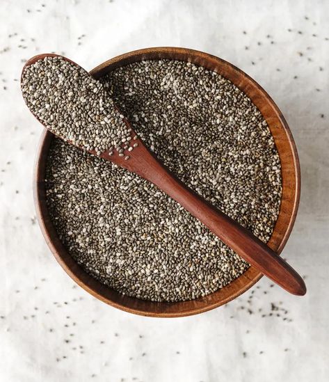 Chia Seeds Face Mask, Benefits Of Chia Seeds, Benefits Of Chia, Chia Benefits, Salvia Hispanica, Chia Seeds Benefits, Fitness And Wellness, Preventative Health, Nutrition Guide