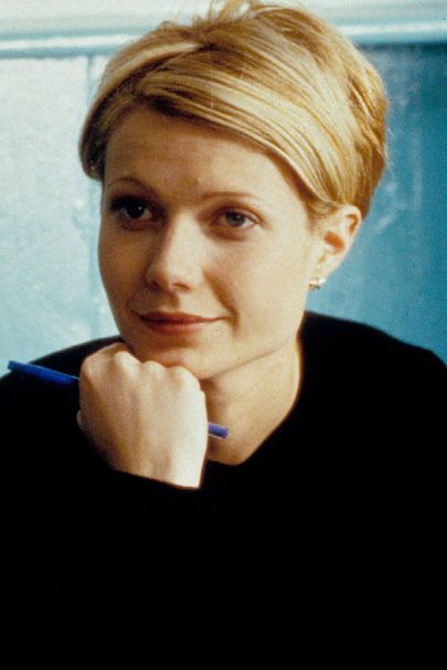 Gwyneth Paltrow Hair, Fringe Bob Haircut, Feminine Short Hair, Haircut Inspiration, Bob Haircuts For Women, Short Bob Haircuts, Cute Hairstyles For Short Hair, Gwyneth Paltrow, Celebrity Hairstyles