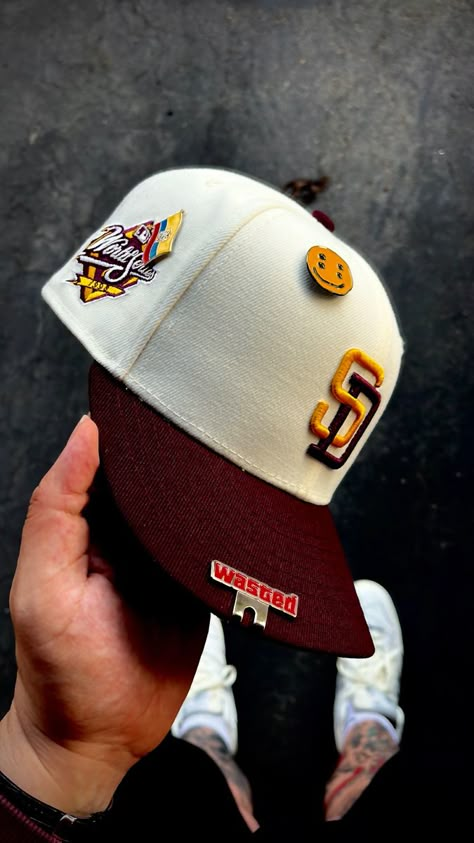 Fnf panna cotta San Diego padres hat with cactus plant flea market pin gta theft auo hat blip ecuador pin Snapback Outfit, Padres Hat, San Diego Padres Hat, Swag Hats, Streetwear Caps, Cactus Plant Flea Market, Streetwear Hats, Hat Aesthetic, San Diego Hat