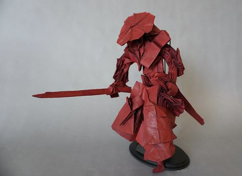 Origami Samurai, Origami Sculpture, Paper Folding Crafts, Creative Origami, Paper Carving, Origami Dragon, Origami And Kirigami, Origami Patterns, Instruções Origami