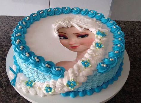 Imgur: The most awesome images on the Internet. Elsa Doll Cake, Elsa Torte, Elsa Birthday Cake, Frozen Birthday Party Cake, Pastel Frozen, Cupcake Fondant, Bolo Frozen, Pop Cakes, Resipi Kek