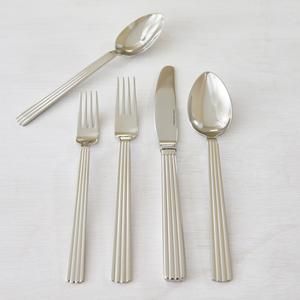 GEORG JENSEN BERNADOTTE CUTLERY SET - Privet House Supply Georg Jensen Bernadotte, Kitchen Supplies Aesthetic, Cutlery Aesthetic, Aesthetic Kitchenware, Georg Jensen Living, Modern Victorian Kitchen, Luxury Cutlery, Flatware Design, Cabin Chic