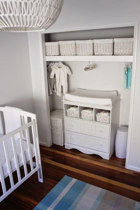 Organizations Ideas, Unisex Baby Room, Baby Nursery Closet, Small Space Nursery, Baby Nursery Storage, Gender Neutral Baby Nursery, Nursery Closet Organization, Magical Furniture, House Organization