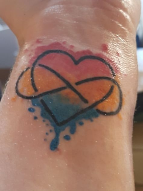 Pansexual Tattoo, Queer Love, Pride Tattoo, Love Watercolor, Tattoo Now, Pansexual Pride, Symbol Tattoos, Art Tips, Future Tattoos