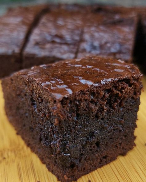 Brownie Pictures, Eggless Brownies, Indian Food Blog, Homemade Foods, Shortbread Biscuits, Chewy Brownies, Homemade Brownies, Brownies Recipe Easy, Brownies Recipe