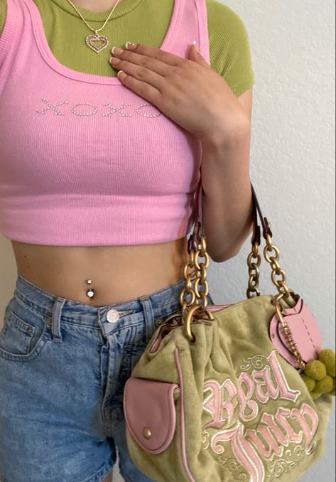 Juicy Couture Purse Outfit, Y2k Juicy Couture Aesthetic, Green Y2k Outfit, Hyperfeminine Aesthetic, Juicy Couture Aesthetic, Pink Y2k Outfit, Club Aesthetics, Couture Aesthetic, Cute Girly Stuff