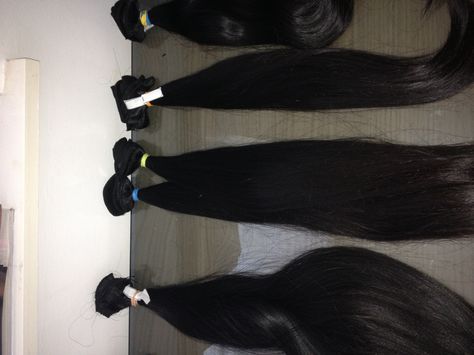 Virgin Malaysian hair.  www. Dilussohair.com Peruvian Hair Bundles, Malaysian Hair, Long Hair Styles, Hair Styles, Hair, Beauty