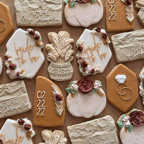 Falling In Love Bridal Shower Theme Food, Boho Fall Wedding Shower Ideas, Cookies For Fall Wedding, Fall Boho Engagement Party, Bridal Shower Themes Fall In Love, Falling In Love Bachelorette Party, Fall Bridal Shower Color Schemes, Fall Color Bridal Shower Ideas, Bridal Shower Ideas October