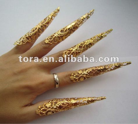 Thai/ Malaysian nail art Thai Nail Art, Thai Nails, Nana Cosplay, Claw Rings, Native Dress, Cosplay Jewelry, Claw Ring, Chinese Jewelry, Knuckle Ring