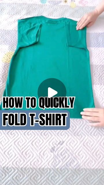 Folding Tee Shirts, Shirt Folding Trick, Folding Tricks, Folding Shirts, T Shirt Storage, Folding Socks, Shirt Folding Board, T Shirt Folding, Shirt Organization