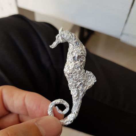 Tin Foil Art Sculpture, Aluminum Foil Sculpture, Tin Foil Sculpture, Foil Sculptures, Tape Sculpture, Ks3 Art, Aluminum Foil Crafts, Tin Foil Art, Third Grade Art