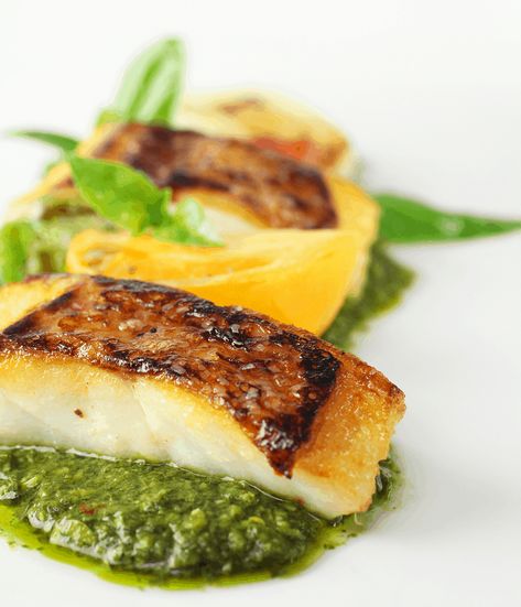 Fish With Pesto Recipes, Pesto Fish Recipes, Cod Pan Seared, Pan Seared Filet, Pesto Fish, Olive Pesto, Snapper Fish Recipes, Cod Fish Recipes, Seared Fish