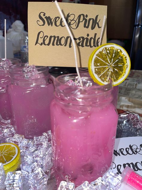 sweet pink lemon-aide Drink Candles, Rose Lemonade, Lemonade Drinks, Container Candles, Pink Lemon, Trendy Boutique, Strawberry Lemonade, Pink Lemonade, For Lovers