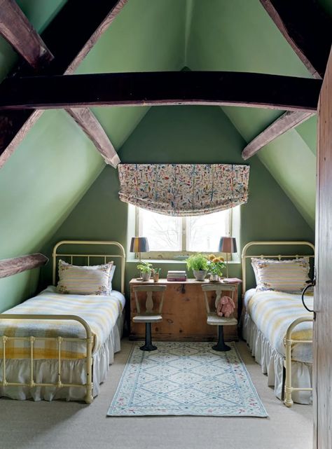 45 spare room ideas for every kind of house | House & Garden Cotswold Farmhouse, Attic Lounge, Breakfast Room Green, Calm Color Palette, Cotswolds Cottage, Lounge Space, Single Beds, Small Bedrooms, Attic Bedrooms