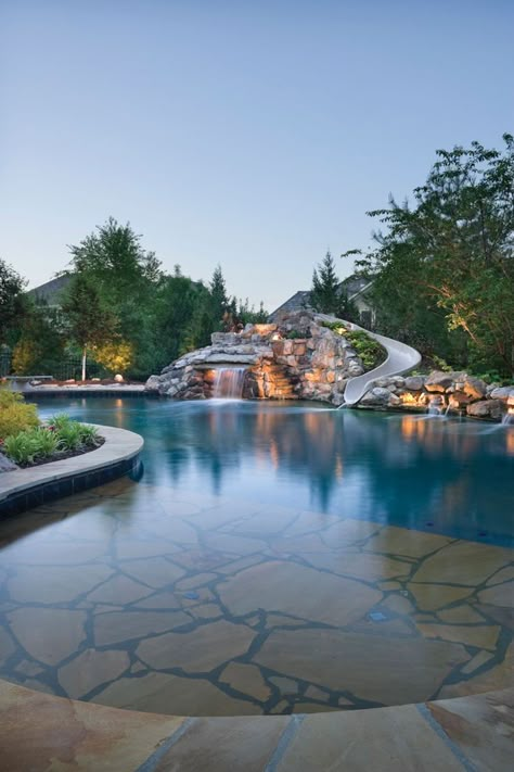 Amazing Pools, Luxury Swimming Pools, Luxury Pools, Dream Pools, Spa Design, Beautiful Pools, Swimming Pool Designs, Dream Backyard, Pool Design