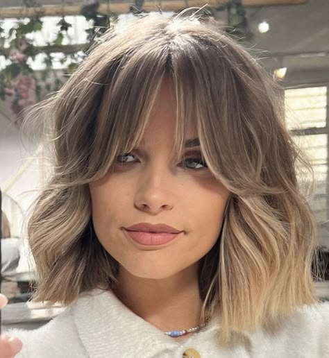 Long Bob Hairstyles, Hair Color And Cut, Short Blonde Hair, Hair Color Trends, Great Hair, Big Hair, Balayage Hair, Hairstyles With Bangs, Bob Hairstyles