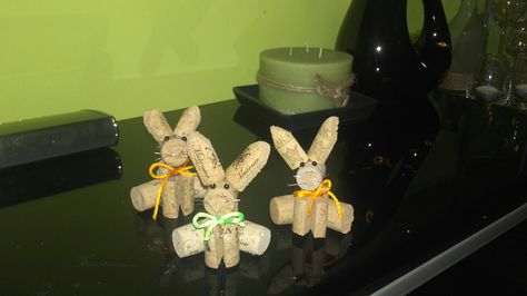 Wine Cork Bunny, Wine Cork Ornaments, Cork Ornaments, Wine Cork Crafts, Cork Crafts, Wine Cork, Cork, Baby Mobile, Easter