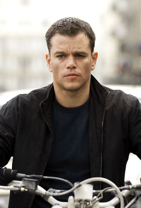 Matt Damon Jason Bourne, The Bourne Identity, Jason Bourne, Paul Atreides, Clean Shaven, Matt Damon, Security Cameras, Tough Guy, Fb Covers