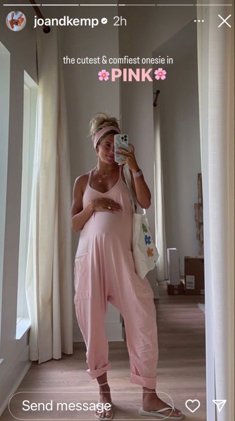 Nothing Fits But Maternity, Kemper Baugh, Pregnant Outfits Casual, Pregnant Sweatpants Outfit, Bumpsuit Pregnant Outfit, Lounge Wear Pregnant, Preg Outfits, Parachute Pants Pregnant, Maternity Clothes Summer