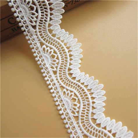 Wedding Applique, Lace Fancy, Applique Sewing, Diy Crochet Patterns, Wedding Bridal Dress, Clothes Embroidery, Ribbon Wedding, Crochet Lace Edging, Embroidery Design Download