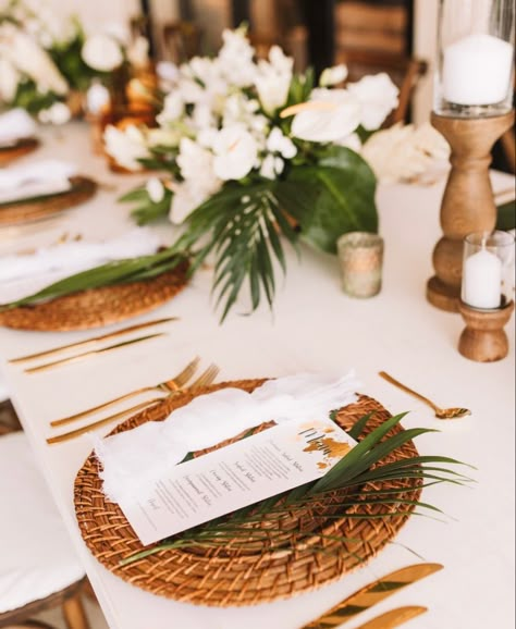 Beach Themed Rehearsal Dinner Ideas, Dreams Las Mareas Costa Rica Wedding, Costa Rican Wedding, Caribbean Flowers, Costa Rica Beach Wedding, Travel To Costa Rica, Sayulita Wedding, Tropical Centerpieces, Destination Wedding Reception