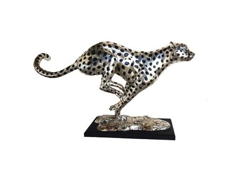 11 chromeplate sculpture of cheetah run bronze Cheetah Sculpture, Cheetah Statue, Cheetah Running, Wax Molds, Patina Color, Sculpture Park, Animal Statues, Cheetahs, Molding Clay