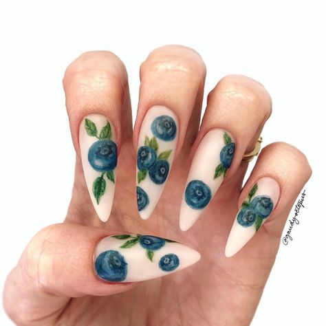 Valori Boss’s Instagram post: “Watercolor blueberries on myself💙 . . . #gaudyoctopusnails #handpaintednailart” Universal Nails, Blueberry Nails, Watercolor Blueberries, Blueberry Design, Mani Inspiration, Watercolor Nails, Berry Nails, 2023 Nail, Boho Nails