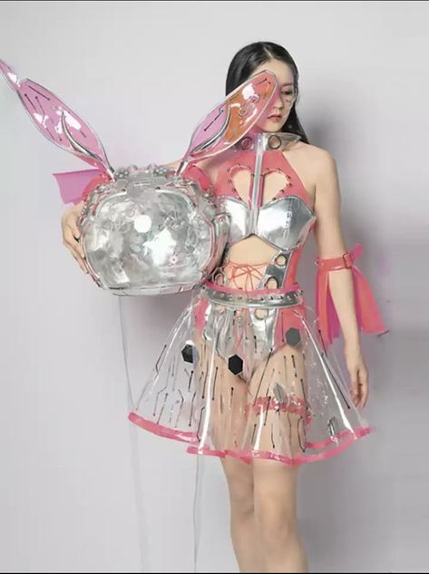 Space Like Outfits, 2000s Space Aesthetic, Retro Space Outfit, Y2k Doll Aesthetic, Astropunk Aesthetic, Outer Space Fashion, Cyberpop Outfit, Y2k Space Aesthetic, Alien Themed Outfit