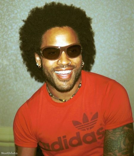 Lenny Kravitz Young Lenny Kravitz, Lenny Kravitz Short Hair, Lenny Kravitz 2000s, Lenny Kravitz 90s, Lenny Kravitz Style, Summer Fits Men, Cool Accessories, Pelo Afro, Fits Men