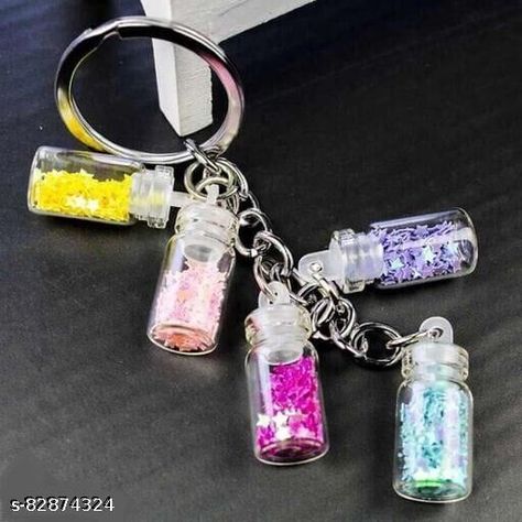 Homemade Key Chains, Bottle Keychain Diy, Key Chains Aesthetic, Gods Gifts, Baby Shower Cake Designs, Bottle Keychain, Glitter Keychain, Glitter Bottle, Mini Glass Bottles