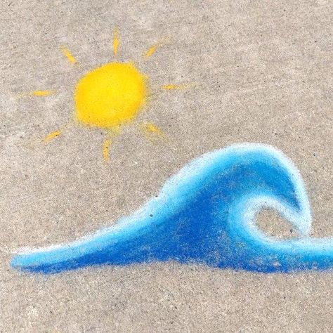 Blue Chalk Art, Chalk Drawing Ideas Easy, Chalk Art Ocean, Preppy Chalk Drawings, Beachy Chalk Art, Moana Chalk Art, Beach Chalk Art, Sidewalk Chalk Ideas Easy, Chalk Art Ideas Easy Summer