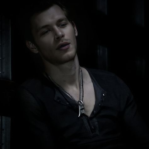 Klaus Mikealson Pics, Hot Klaus Mikaelson, Klaus Mikaelson Hot Pics, Klause Mickleson, Joseph Morgan Aesthetic, Klaus Vampire Diaries, Klaus Mikaelson Aesthetic, Klaus Mickelson, The Vampire Diaries Klaus