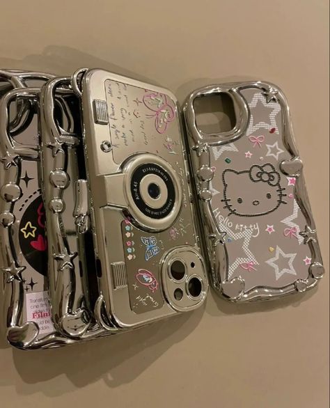 Sanrio Pictures, Hello Kitty And Kuromi, Silver Phone Case, Y2k Phone Case, Y2k Phone, Abaya Design, Bling Phone Cases, Hello Kitty Kuromi, Star Phone Case