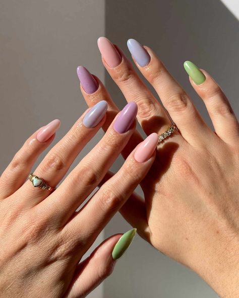 Nails Inspiration Simple, Pastel Color Nails, Lights Lacquer, Spring Manicure, Different Color Nails, Hard Gel Nails, Pastel Nails Designs, Pastel Nail, Milky Nails