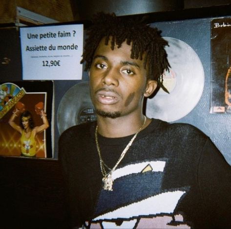 Old Playboi Carti, Carti Aesthetic, Gangsta Rap Hip Hop, Chris Brown Wallpaper, Rapper Art, Gangsta Rap, Rap Aesthetic, Cute Rappers, Rap Artists