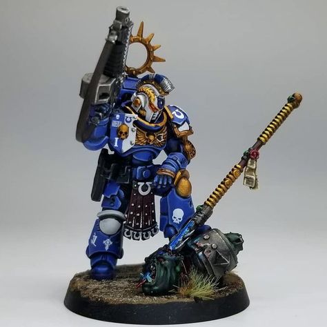 Minotaur 40k, Warhammer Ultramarines, Primaris Lieutenant, Ultramarines 40k, Warhammer Conversion, 40k Ultramarines, 40k Conversions, Warhammer 40k Figures, Warhammer Figures