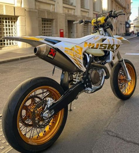 Beta 50cc, Ktm Motor, Motard Bikes, Street Legal Dirt Bike, Bike Riding Tips, Custom Dirt Bike, Ktm Dirt Bikes, Ktm Supermoto, Ktm Adventure