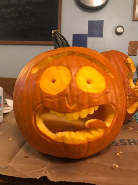 It's pumpkin Riiiick! - Thor Gift (thorgift.com) - If you like it please buy some from ThorGift.com Hell Raiser, Rick I Morty, Carving Pumpkins, Lantern Ideas, Funny Pumpkins, Pumpkin Ideas, Carving Ideas, Rick And Morty, Jack O Lantern