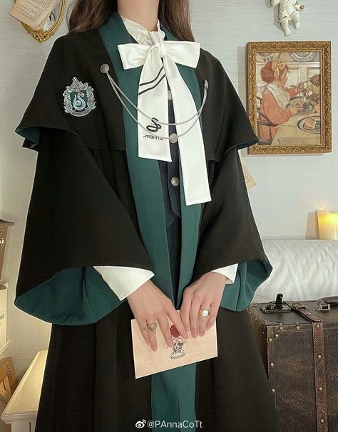 Hogwarts Slytherin Uniform, Slytherin Uniform, Hogwarts Slytherin, Hogwarts, Green, White, Black