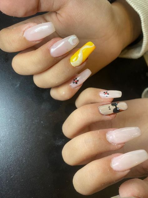 Bruno mars nails Bruno Mars Inspired Nails, Bruno Mars Nails, Bruno Mars Show, Bruno Mars Concert, Concert Nails, Aesthetic Painting, Bruno Mars, Nail Ideas, Cute Nails